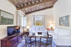 Le Pergole by Salogi Villas