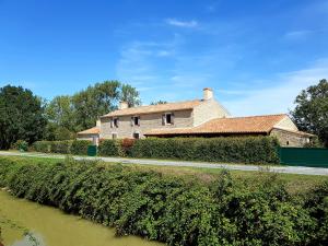 B&B / Chambres d'hotes Au Clos Des Templiers : photos des chambres