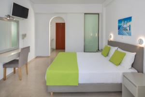 Makarios Hotel Santorini Greece