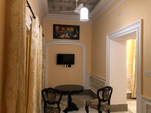 COSSIMBAZAR PALACE OF THE ROYS ( RAJBARI)