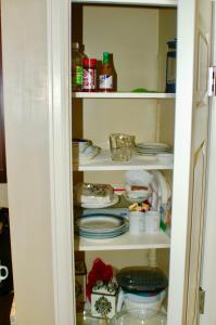 Blue Bear Den 3BR 2BA DTC Private Apt Hot Tub