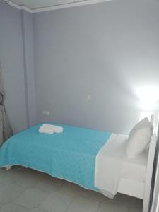 Seven Seas Apartments