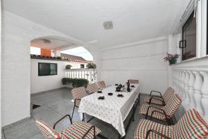 Apartments Vedrana