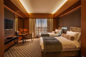 Ayla Grand Hotel