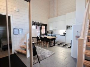 Levillas Sointuilevi 32