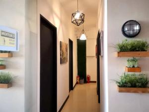 The Runway Inn - Mactan Cebu