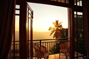 Serenity Hill Oasis