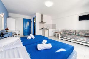 Stratos Apartments & Studios Paros Greece