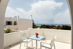 Stratos Apartments & Studios Paros Greece