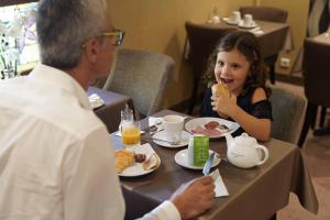 Hotels Cit'Hotel La Residence : photos des chambres