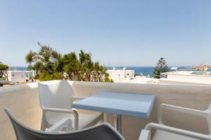 Stratos Apartments & Studios Paros Greece