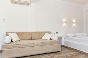 Stratos Apartments & Studios Paros Greece