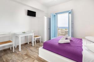 Stratos Apartments & Studios Paros Greece