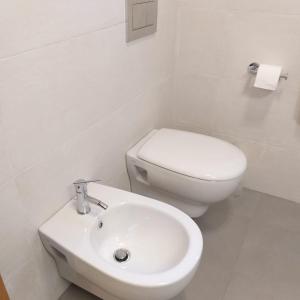 Chambre Double avec Balcon (3 Adultes)