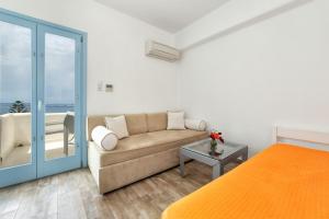 Stratos Apartments & Studios Paros Greece