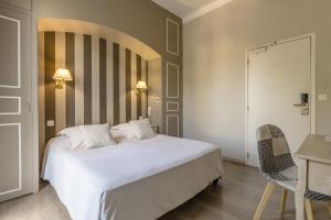 Hotels Les Jardins Du Cedre : photos des chambres