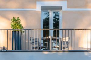 Hotels Les Jardins Du Cedre : Chambre Confort avec Terrasse - 1er Étage - Vue sur Mer