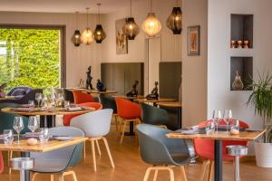 Hotels Les Jardins Du Cedre : photos des chambres