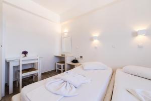 Stratos Apartments & Studios Paros Greece