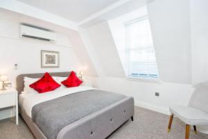 Eldon Chambers Flat 2 by City Living London