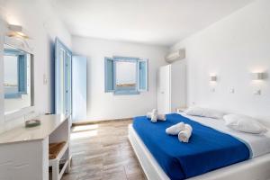 Stratos Apartments & Studios Paros Greece