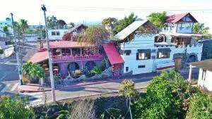 Lonesome George Ecolodge - Puerto Ayora
