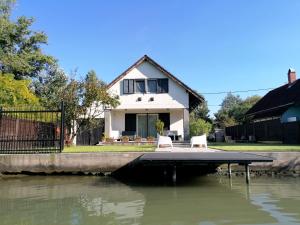 Duna Panorama House