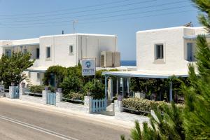 Stratos Apartments & Studios Paros Greece