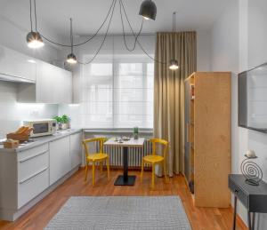 City Leaf Apartments by Adrez