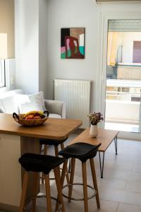 12 Keys Athens Apartments