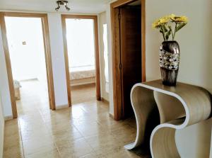 Bright spacious 2 BDR Apt, near Arenal beach Javea , + FREE parking