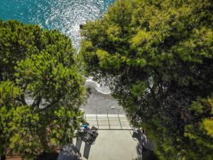 Naftilos Blue View retreat