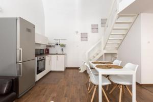 B17 Bajcsy Apartment