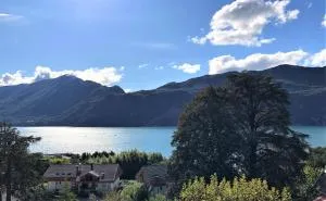 Appart T4 Christina contemporain, Vue Lac, climatisé avec parking - 艾克斯莱班 Appart T4 Christina contemporain, Vue Lac, climatisé avec parking - 艾克斯莱班