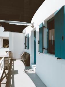 Apartment with Sea  and Pool View 