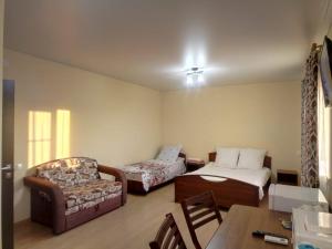 Family Room with Lake View room in Guest House Yug