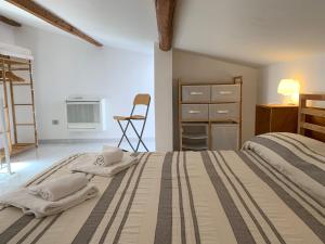 One-Bedroom Apartment - Split Level