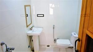 The Wanderlust Guest House & Safari