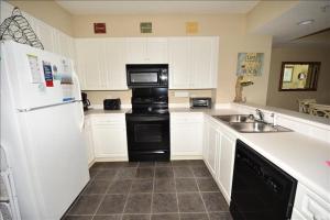 1005 North Tower Condo