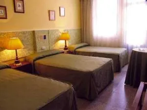 维哥卡萨布兰卡酒店 - 维戈