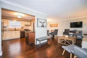 Dorchester Cottage Licence 044-2022 - Niagara on the Lake