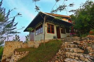 Fam Sugiono Cottage - Studio House