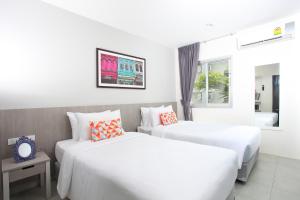 Recenta Suite Phuket Suanluang