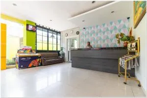 RedDoorz Plus @ Hertasning Area - Pampang