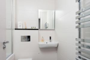 Mulberry Flat 2 - Two bedroom 1st floor by City Living London