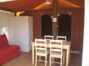 Tentes de luxe Camping Mille Etoiles : photos des chambres