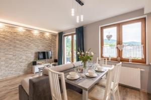 Apartamenty BlueSky-Ogrodnicza - nowoczesne apartamenty z balkonem i widokiem na góry, blisko centrum Karpacza, stoków narciarskich i atrakcji