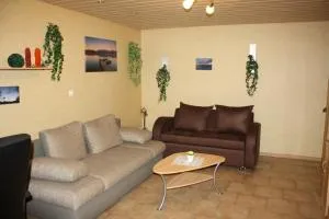 Monteur-/und Ferienwohnung Diehl - Mittenaar