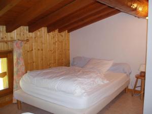 Chalets Chalet les Gentianes : photos des chambres