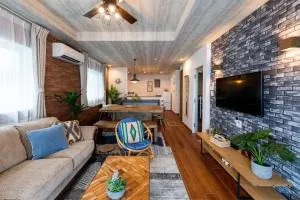 ペンション マカナレアビーチ沖縄 - Ginowan